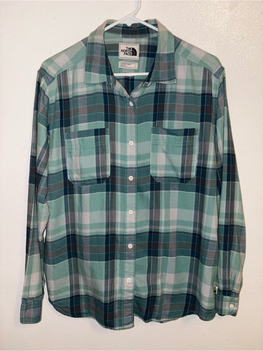 The North Face Plaid Button-Down Shirt Size Large